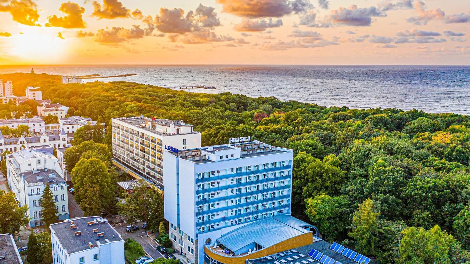 Отель Sanatorium Uzdrowiskowe Lech Колобжег